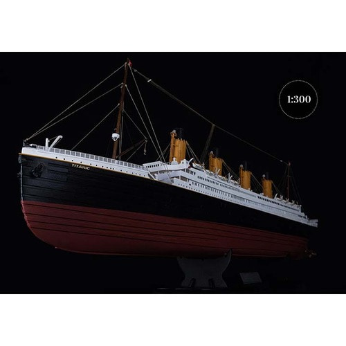 BO14009 1/300 Titanic - 높이 242mm X 폭 115mm X 길이 896mm