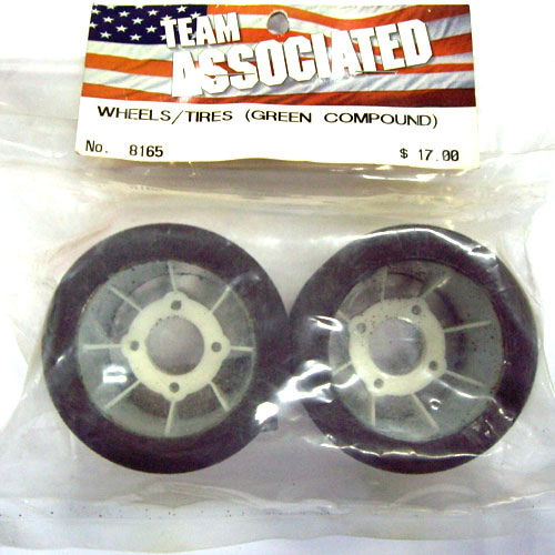AA8165 REAR WHEELS/TIRES (GREEN COMPOUND)