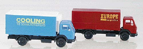 JC94204 1/160 Mercedes Benz BoxTrucks 2Pack (Red Blue w/White Roof)
